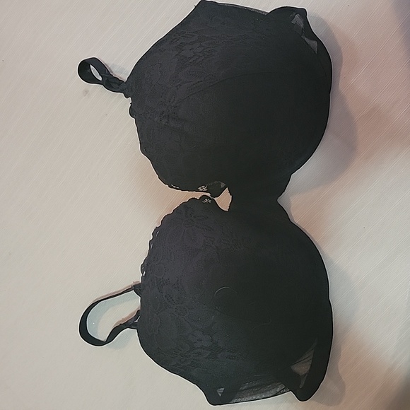 Victoria's Secret Black Bra - Picture 1 of 4